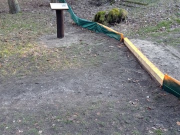 bariera na płazy- Łagiewniki widok od wschodu , 